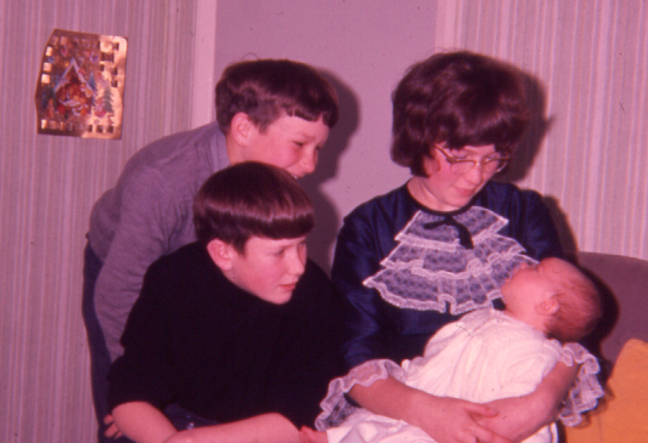 j-s-g-sarah-christmas64